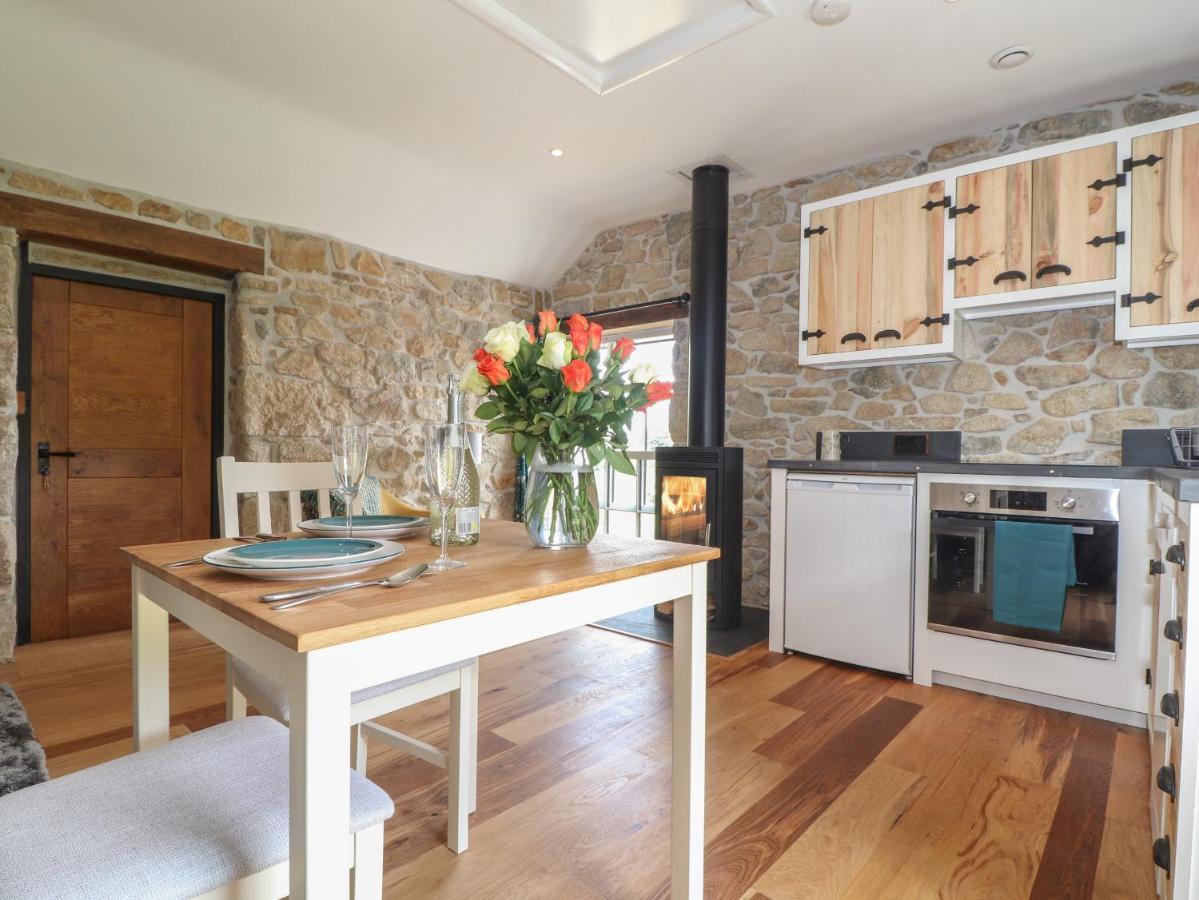 The Hayloft Villa Helston Exterior photo