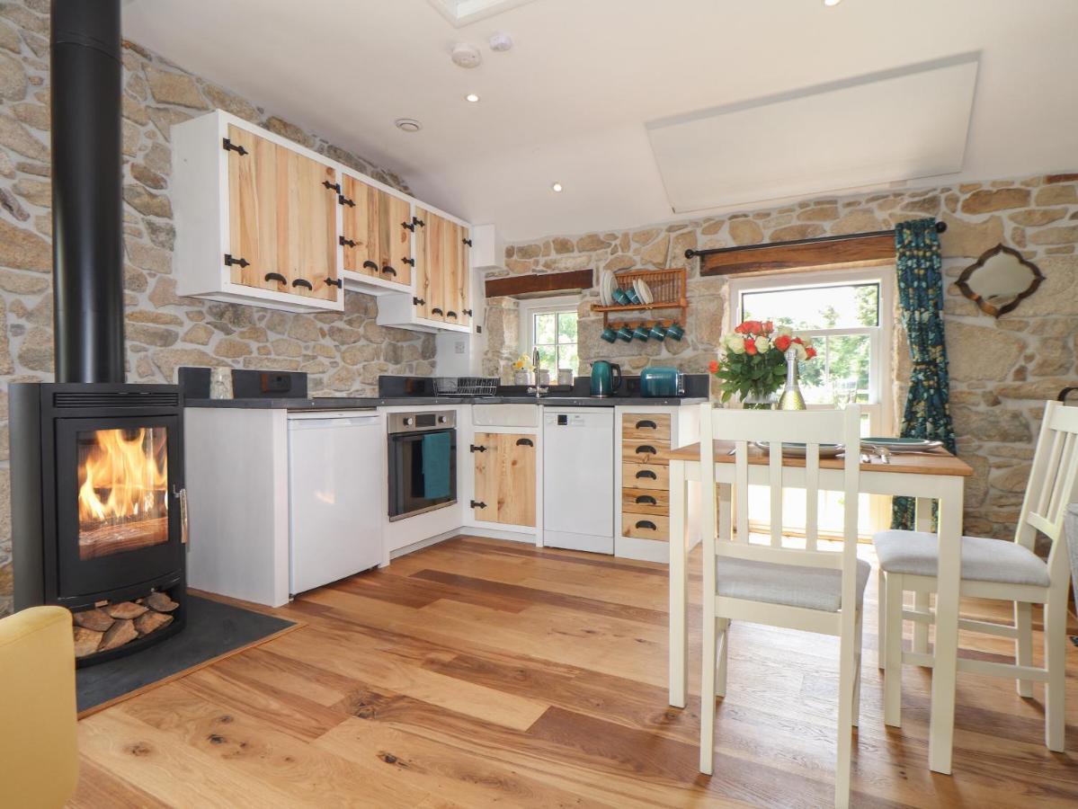 The Hayloft Villa Helston Exterior photo